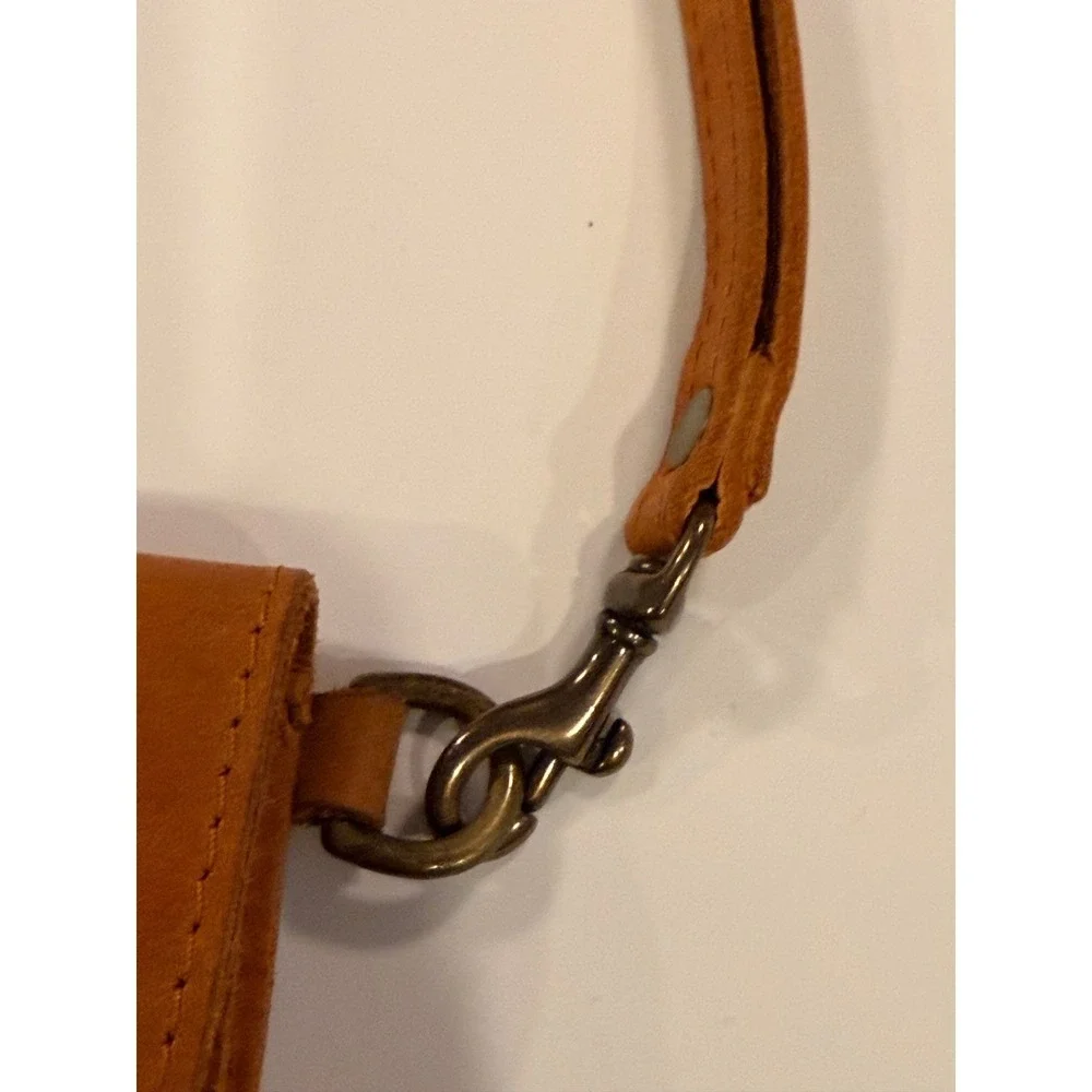 ABLE Cognac Leather Wristlet Wallet Snap Closure‎ Clutch Brown